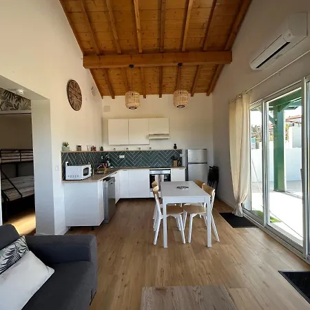 Chez Céline Et Marc *