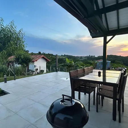 Chez Céline Et Marc Hébergement de vacances