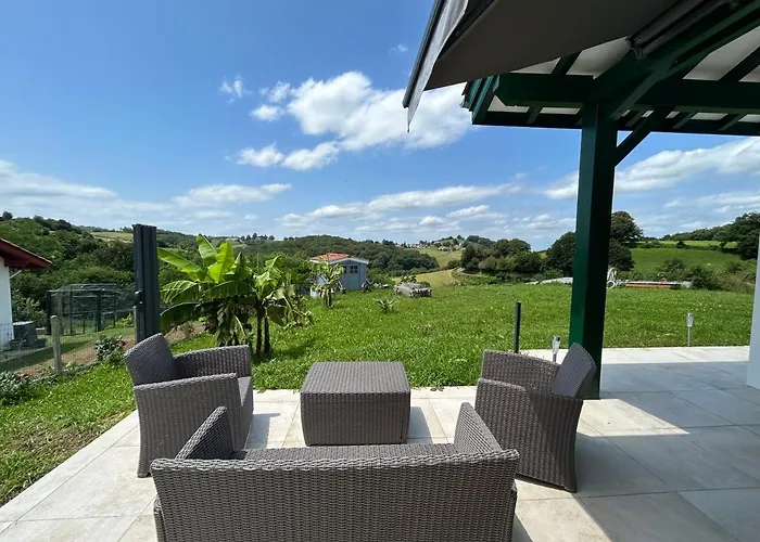 بيت للعطل Chez Celine Et Marc *