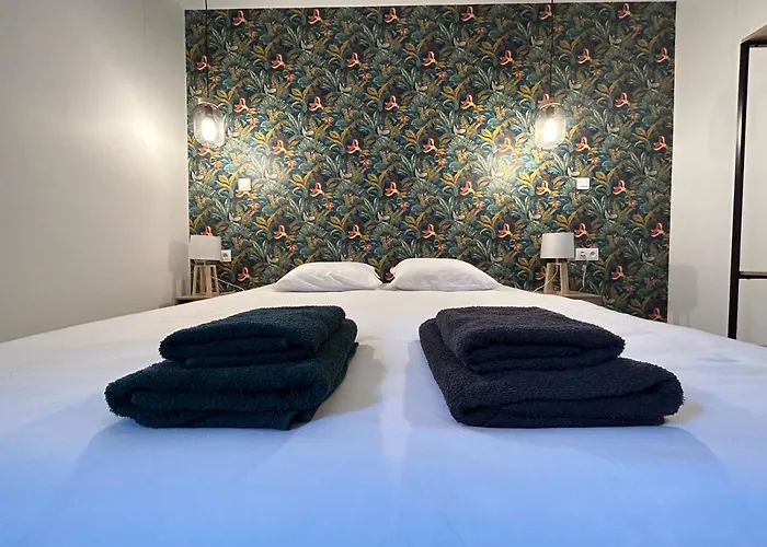 Chez Celine Et Marc بيت للعطل